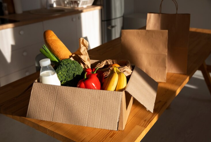 Sturdy box inside canvas bag